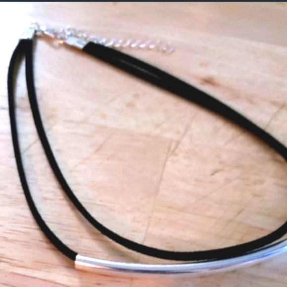 VTG. STYLED  NECKLACE - Picture 8 of 11